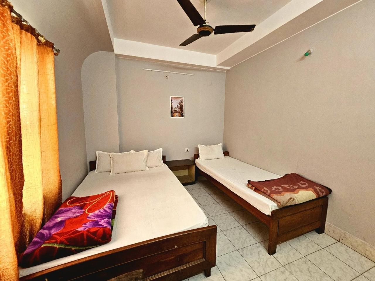 Hotel Vishal Sziliguri Kültér fotó